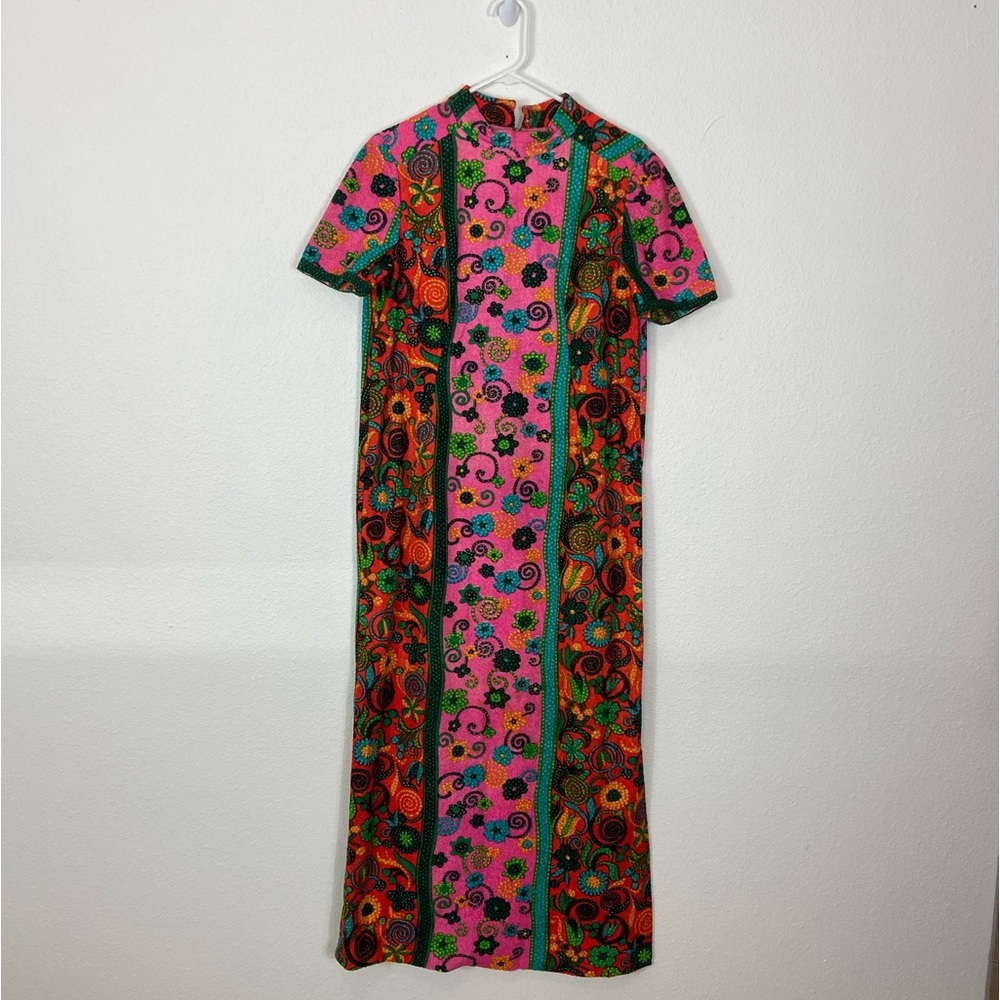 💔SOLD💔Vivid Vintage Bright Floral Psychadelic House Coat Dress, Size Medium